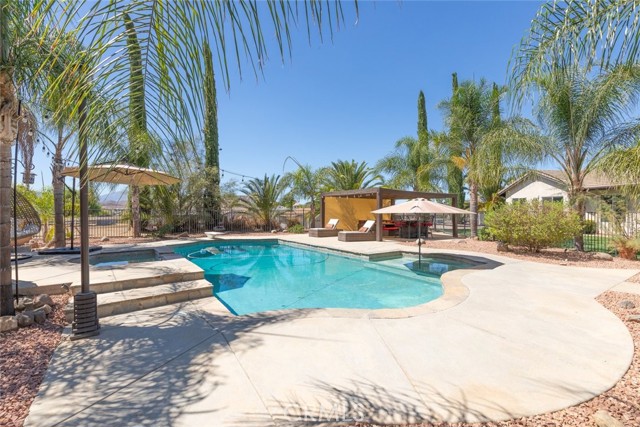 18265 Fort Lauder Lane, Perris CA: https://media.crmls.org/medias/1d120d0b-abc4-42d2-82d1-0921a8e61b77.jpg