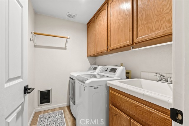 13 Noyo Court, Chico CA: https://media.crmls.org/medias/1d1248df-8b10-45ff-b28c-b87fba164f99.jpg