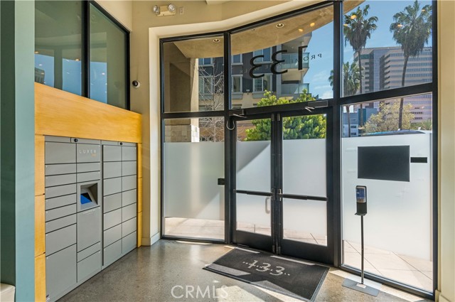 133 The Promenade N, Long Beach CA: https://media.crmls.org/medias/1d126d07-46d8-4143-a689-6b29e7a8c602.jpg
