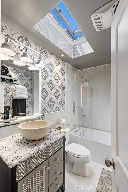 Detail Gallery Image 28 of 46 For 23 Canyon Crest, Corona Del Mar,  CA 92625 - 3 Beds | 2/1 Baths