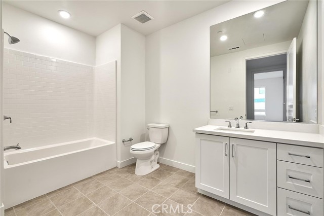 3201 Rivington, Irvine CA: https://media.crmls.org/medias/1d127b46-3665-4d49-8ae6-6375668d6645.jpg