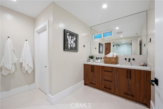 4609 Louise Avenue, Encino CA: https://media.crmls.org/medias/1d12e627-436d-46ea-b43a-a1eee1f708a1.jpg