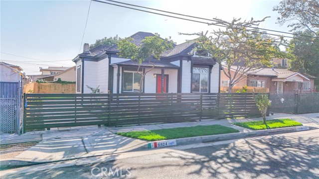 Detail Gallery Image 6 of 48 For 8924 S Budlong Ave, Los Angeles,  CA 90044 - 3 Beds | 2 Baths