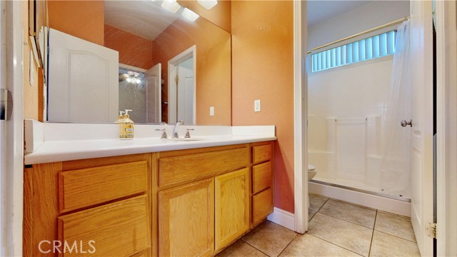 Detail Gallery Image 7 of 23 For 12759 Fair Glen Dr, Victorville,  CA 92392 - 5 Beds | 3/1 Baths