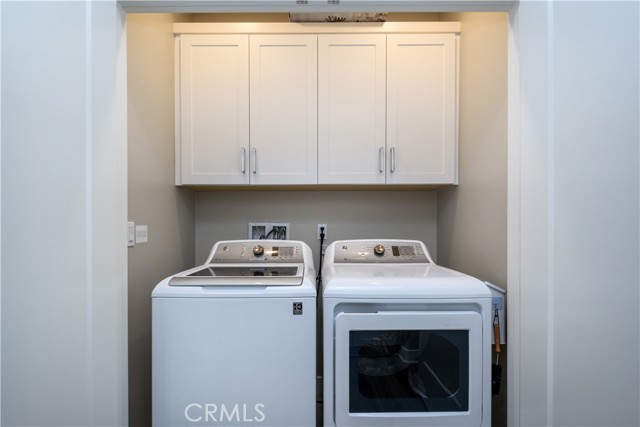 Detail Gallery Image 39 of 47 For 413 Transport, Tustin,  CA 92782 - 4 Beds | 4 Baths