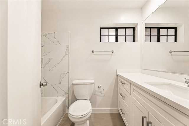 Detail Gallery Image 19 of 24 For 260 S 6th St #G,  Burbank,  CA 91501 - 2 Beds | 2 Baths