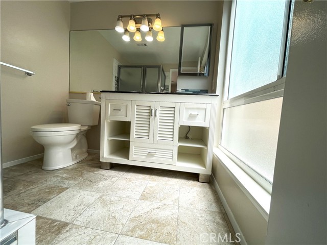 4470 Avenida Granada, Cypress CA: https://media.crmls.org/medias/1d142a5b-18a7-428e-81be-514b5d4308a7.jpg