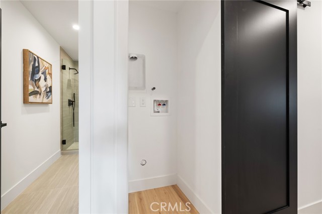 8840 Valjean Avenue, North Hills CA: https://media.crmls.org/medias/1d14a537-742e-4e9f-baae-272ff6edbe72.jpg