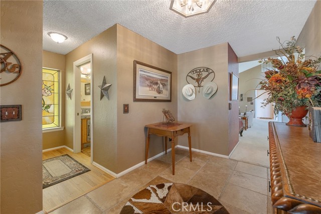 Detail Gallery Image 9 of 75 For 17663 Island Dr, Madera,  CA 93636 - 3 Beds | 2/1 Baths