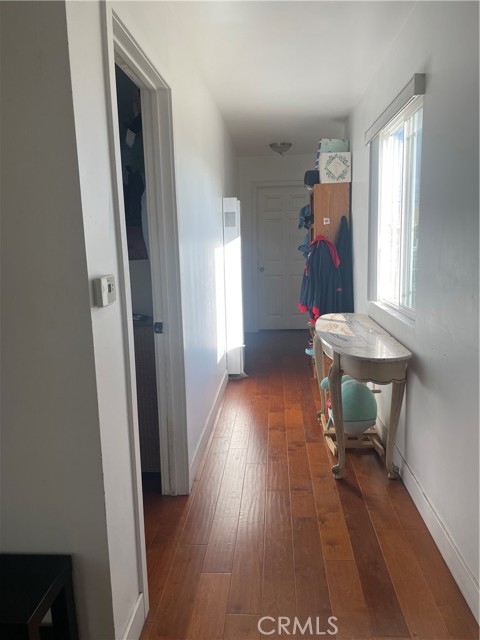 Detail Gallery Image 9 of 9 For 6558 S Van Ness, Los Angeles,  CA 90047 - 3 Beds | 2 Baths