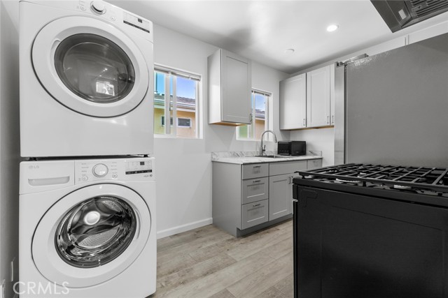 142 S Savannah Street, Los Angeles CA: https://media.crmls.org/medias/1d15a692-2282-47e3-a31c-4a9eeecb2398.jpg