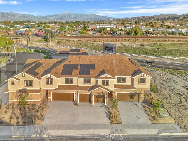 Front Image Thumbnail for CRDW25274087