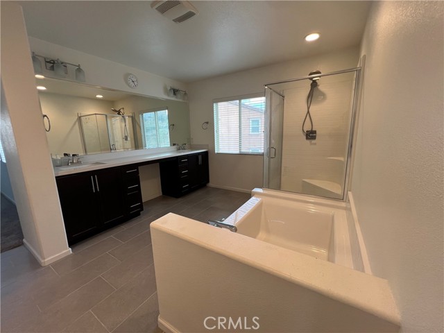 Detail Gallery Image 30 of 57 For 24464 Periwinkle, Lake Elsinore,  CA 92532 - 5 Beds | 3 Baths