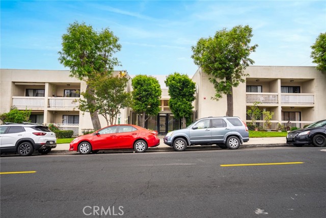 Detail Gallery Image 1 of 33 For 10149 Commerce Ave #8,  Tujunga,  CA 91042 - 2 Beds | 2 Baths