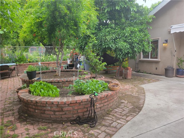 539 S Michillinda Avenue, Pasadena CA: https://media.crmls.org/medias/1d1ba5f3-4229-451e-a357-5fa0eee8bf5a.jpg