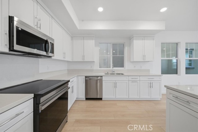 Detail Gallery Image 12 of 34 For 2540 Hepburn St, South El Monte,  CA 91733 - 4 Beds | 3/1 Baths