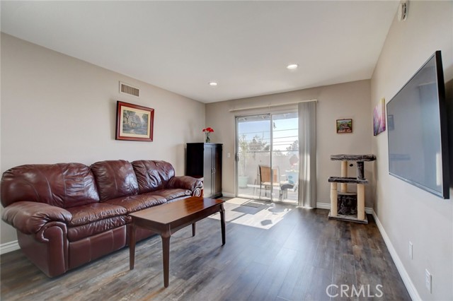 8990 19th Street, Rancho Cucamonga CA: https://media.crmls.org/medias/1d1bfba1-7e5b-45c3-ad97-7db34004e858.jpg