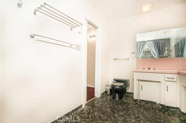 Detail Gallery Image 15 of 58 For 3241 Santa Ana, Huntington Park,  CA 90255 - – Beds | – Baths