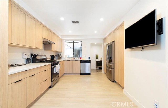 7625 Reseda Boulevard, Reseda CA: https://media.crmls.org/medias/1d1c9cf2-7519-4ac2-9d3f-c78be774722a.jpg