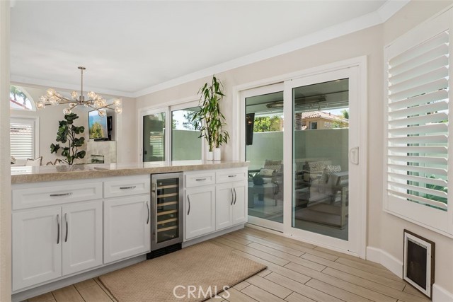 Detail Gallery Image 18 of 47 For 43 Gannet Ln, Newport Beach,  CA 92660 - 3 Beds | 2/1 Baths