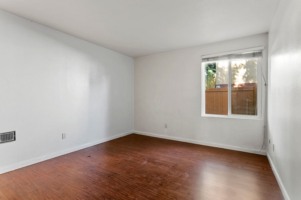 Detail Gallery Image 14 of 23 For 1010 W Macarthur Bld #45,  Santa Ana,  CA 92707 - 1 Beds | 1 Baths