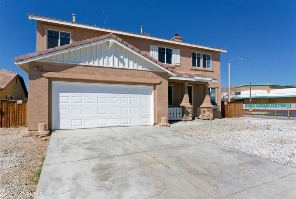 12596 Glen Canyon