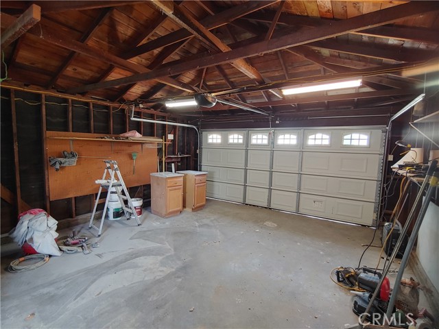 Detail Gallery Image 5 of 8 For 712 E Yale, Ontario,  CA 91764 - 3 Beds | 2 Baths