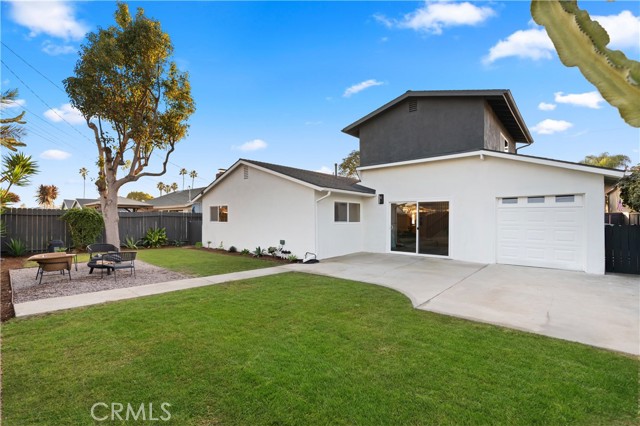 Detail Gallery Image 45 of 55 For 20642 Goshawk Ln, Huntington Beach,  CA 92646 - 4 Beds | 3 Baths