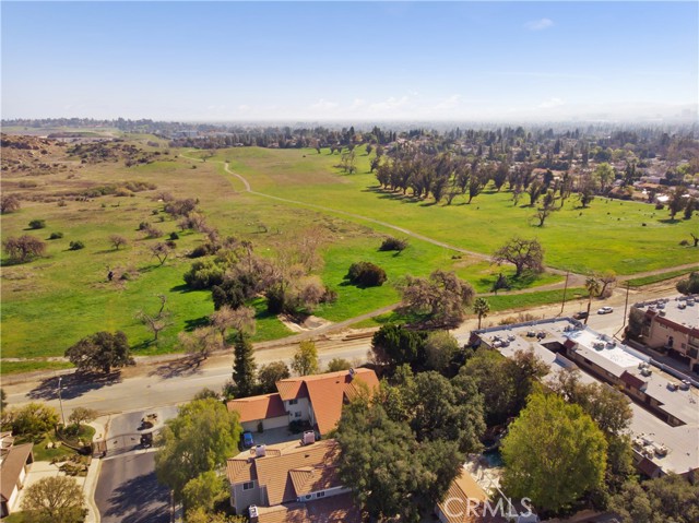 23943 Eagle Mountain Street, West Hills CA: https://media.crmls.org/medias/1d2143ed-39fd-4a67-8b07-c2108ae8d299.jpg