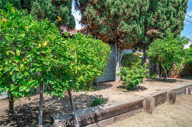4637 W 132nd Street, Hawthorne CA: https://media.crmls.org/medias/1d21d05e-b958-46a7-a813-baa90cb5c72f.jpg