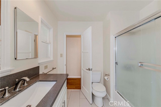 Detail Gallery Image 32 of 52 For 2944 Mayfield Ave, La Crescenta,  CA 91214 - 3 Beds | 2 Baths