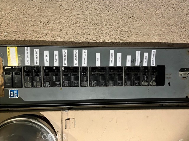 Detail Gallery Image 14 of 19 For 2542 N Pacific Ave, Santa Ana,  CA 92706 - 4 Beds | 3 Baths