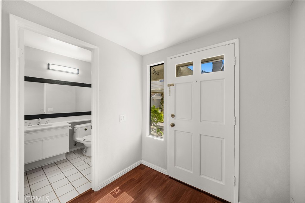 MLS #OC25262283 image #13