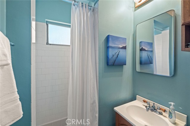 6345 Bigelow Street, Lakewood CA: https://media.crmls.org/medias/1d23ae5b-6fec-499f-86d6-53890d20119f.jpg