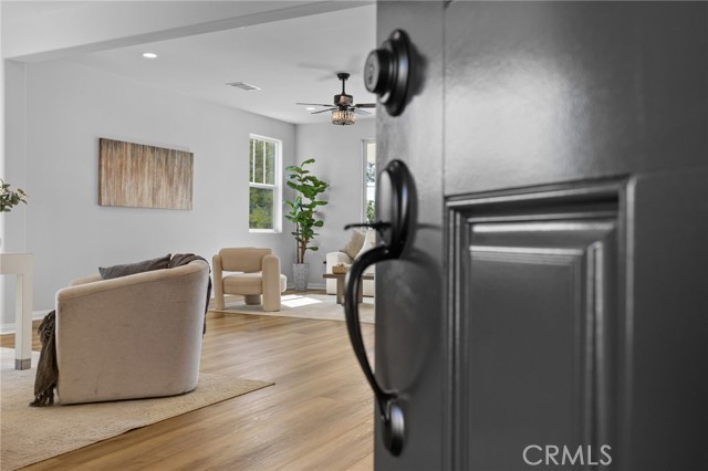 5808 Levanto Street, Bakersfield CA: https://media.crmls.org/medias/1d24a2b7-2402-4474-a827-2dc066f12be7.jpg