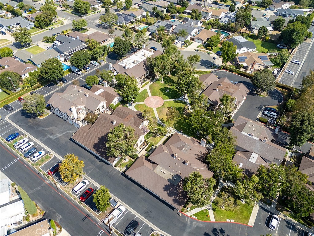 https://media.crmls.org/medias/1d24b6d6-eb71-4405-b69a-5a98e7fca03e.jpg?preset=X-Large