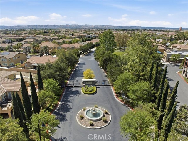 Detail Gallery Image 2 of 60 For 7205 Enclave, Corona,  CA 92880 - 3 Beds | 2/1 Baths