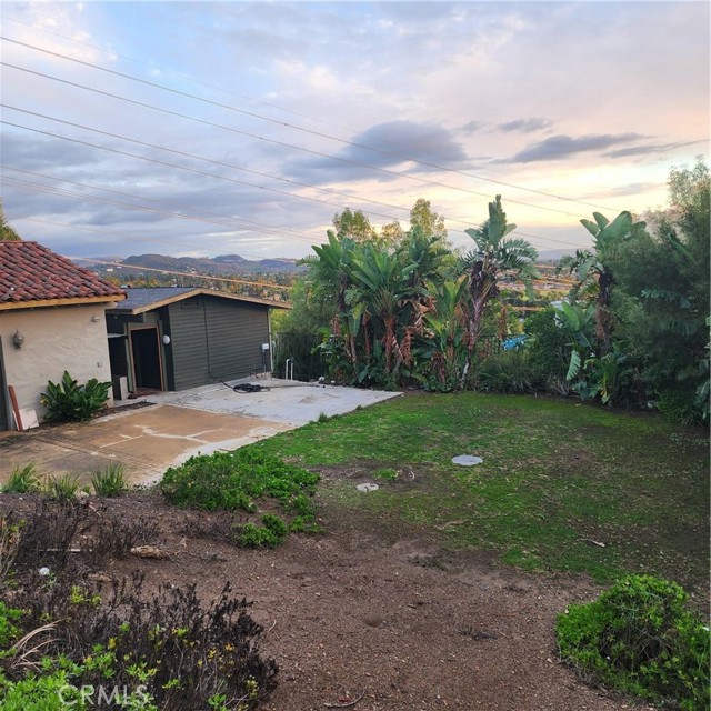 Detail Gallery Image 2 of 3 For 2931 E Stone Pine Rd, Orange,  CA 92867 - 2 Beds | 2 Baths