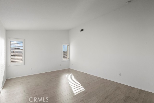 19316 Sidani Lane, Saugus CA: https://media.crmls.org/medias/1d25d9c9-1552-4bad-b792-c7820826446d.jpg