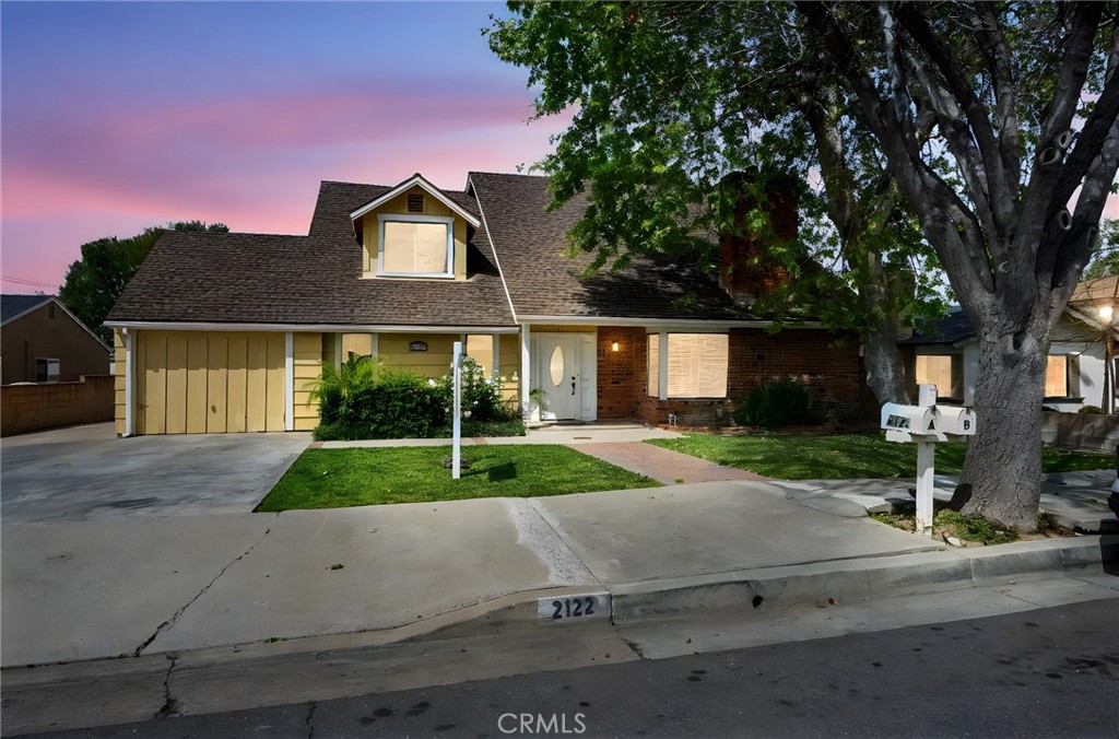 2122 N Shaffer Street #A & B