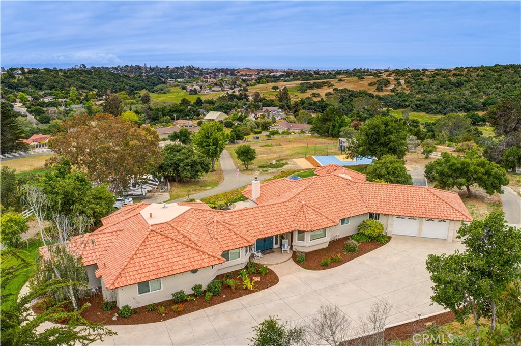 871 Noyes Road Arroyo Grande, California 871 Noyes Road