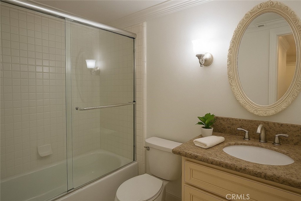 MLS #OC25255195 image #15