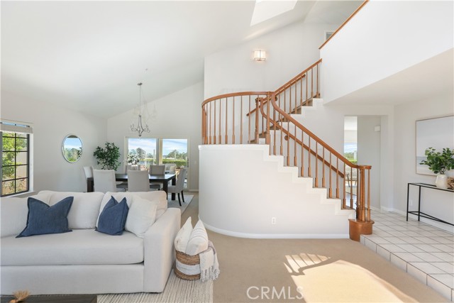 2245 Avenida Oliva, San Clemente CA: https://media.crmls.org/medias/1d2b9bc2-107b-4124-abd9-b5d24328b2b8.jpg