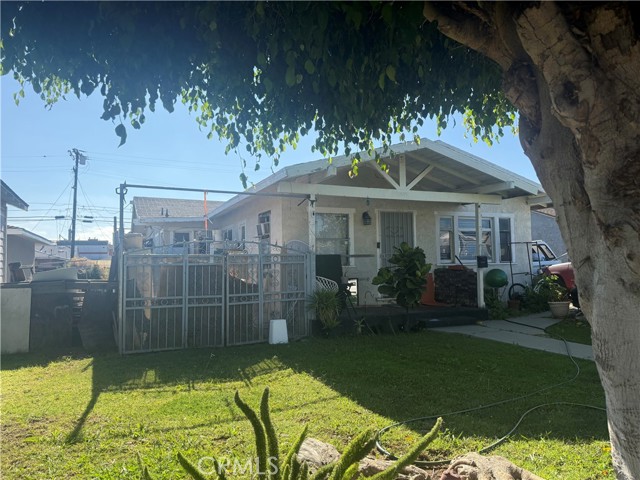 18119 S Denker Avenue, Gardena CA: https://media.crmls.org/medias/1d2e284b-5e6c-4654-a419-9477f9254e7b.jpg