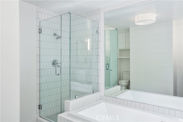 Detail Gallery Image 20 of 27 For 5219 San Feliciano Dr, Woodland Hills,  CA 91364 - 6 Beds | 4 Baths