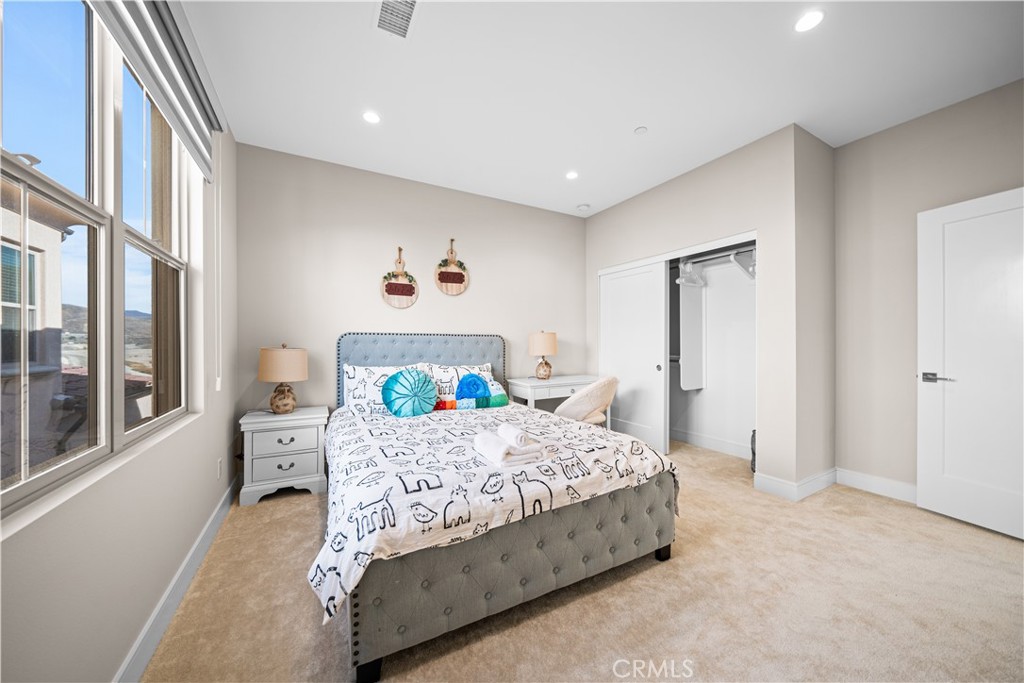 1d2f21bb C605 43c9 A75e 0ef69cb97e2e