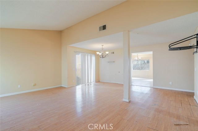 Detail Gallery Image 7 of 31 For 36620 Ramona Rd, Palmdale,  CA 93550 - 3 Beds | 2 Baths