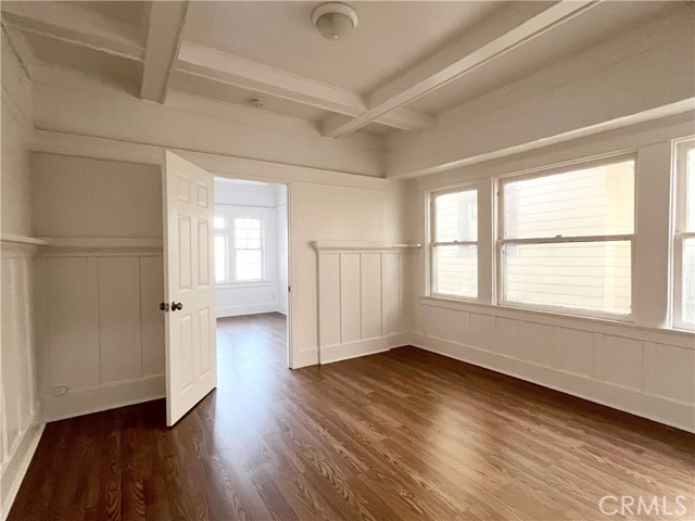 458 W Vernon Avenue, Los Angeles CA: https://media.crmls.org/medias/1d31f715-d50b-4d48-b96d-ec85924a7b28.jpg