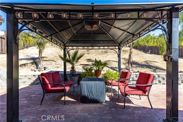 2265 Holly Drive, Paso Robles CA: https://media.crmls.org/medias/1d32413b-2a02-486e-85e4-8b0070a9422e.jpg