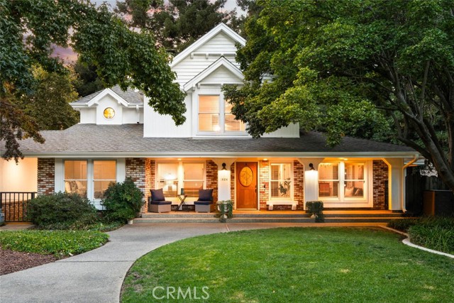 1624 Bidwell Avenue, Chico CA: https://media.crmls.org/medias/1d32e43d-18a8-497b-92df-189c6cfe5874.jpg